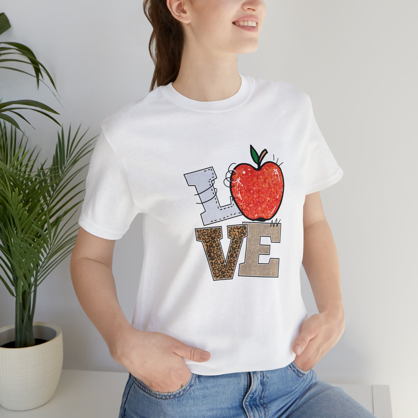 Apple LOVE Short Sleeve Tee