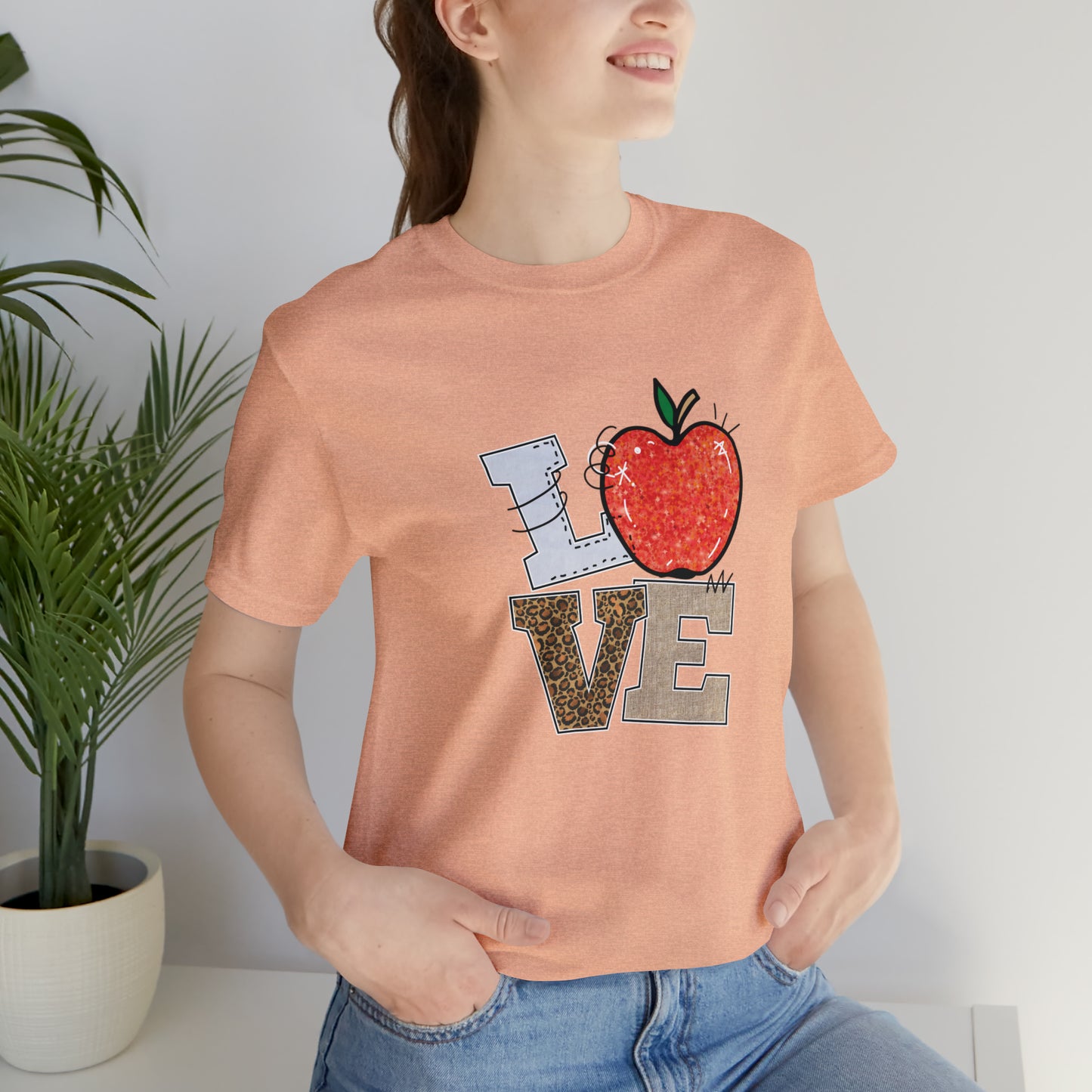 Apple LOVE Short Sleeve Tee