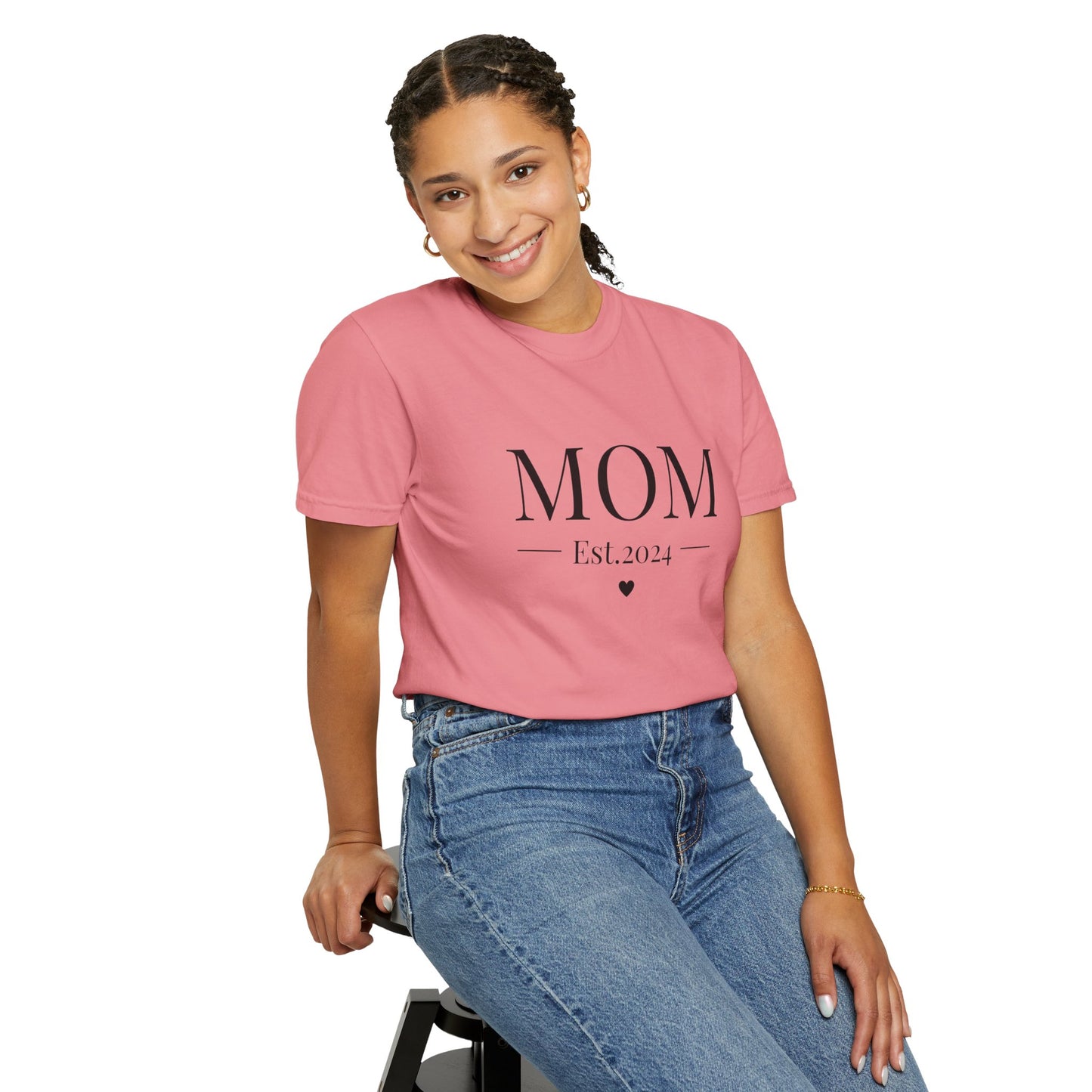 Mom est. 2024 Unisex Garment-Dyed T-shirt