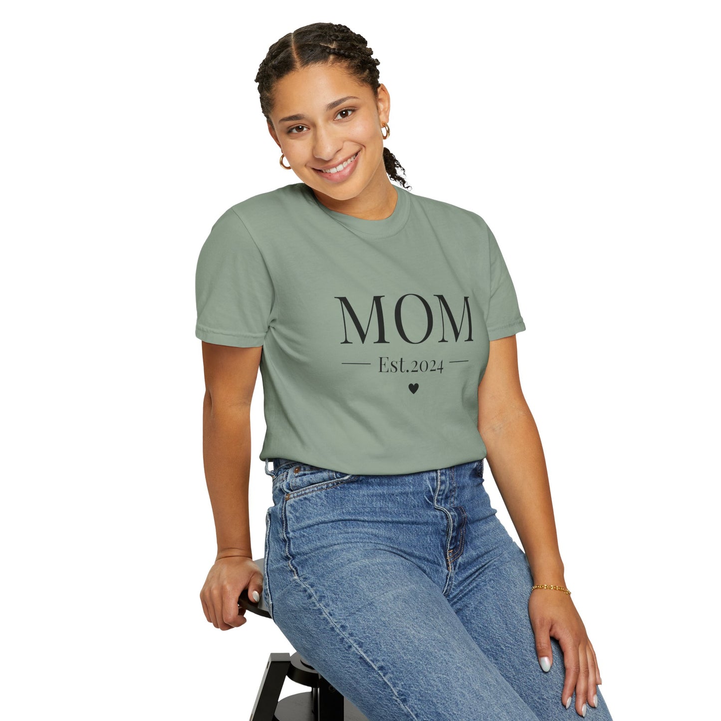 Mom est. 2024 Unisex Garment-Dyed T-shirt