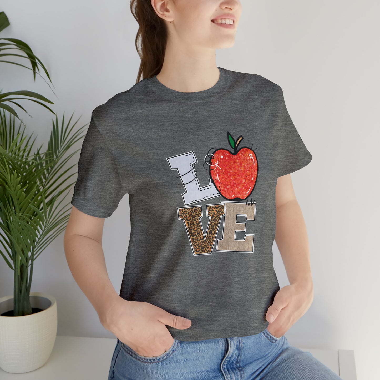 Apple LOVE Short Sleeve Tee