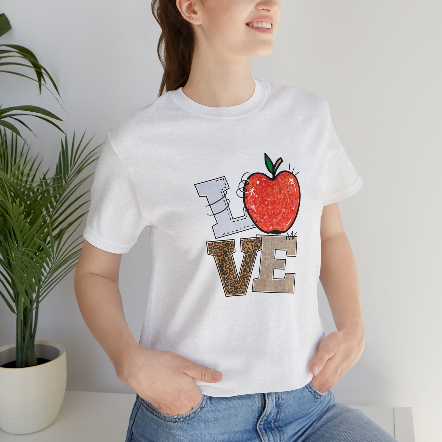 Apple LOVE Short Sleeve Tee