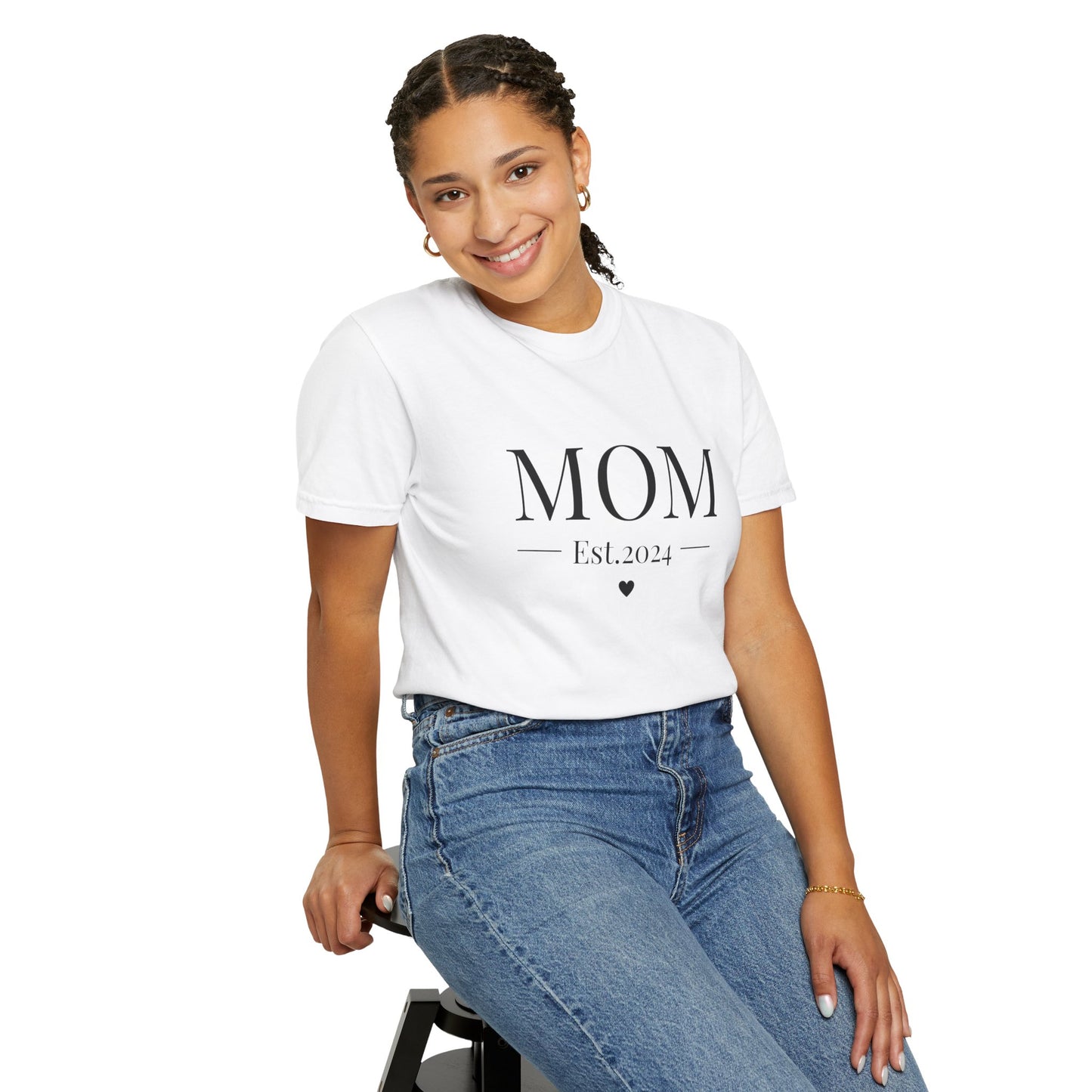 Mom est. 2024 Unisex Garment-Dyed T-shirt