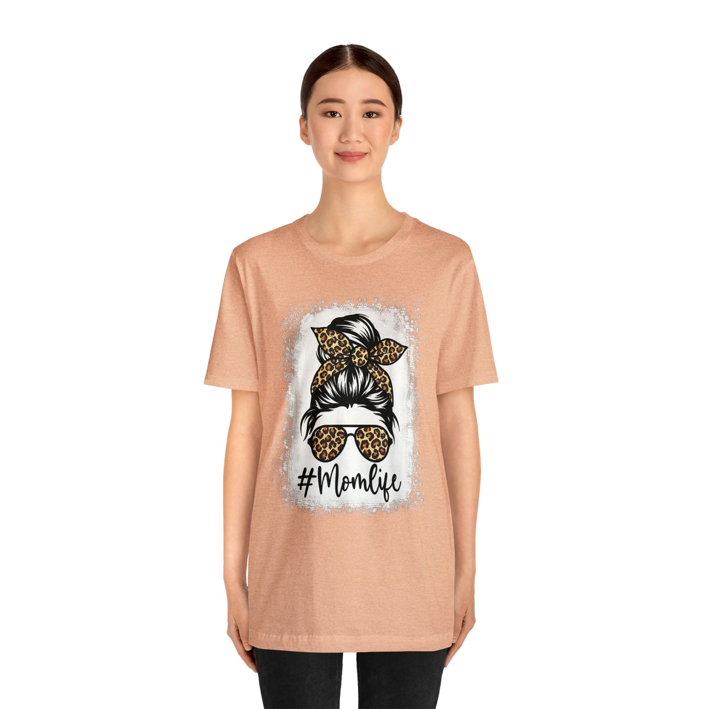 Leopard #MomLife Short Sleeve Tee