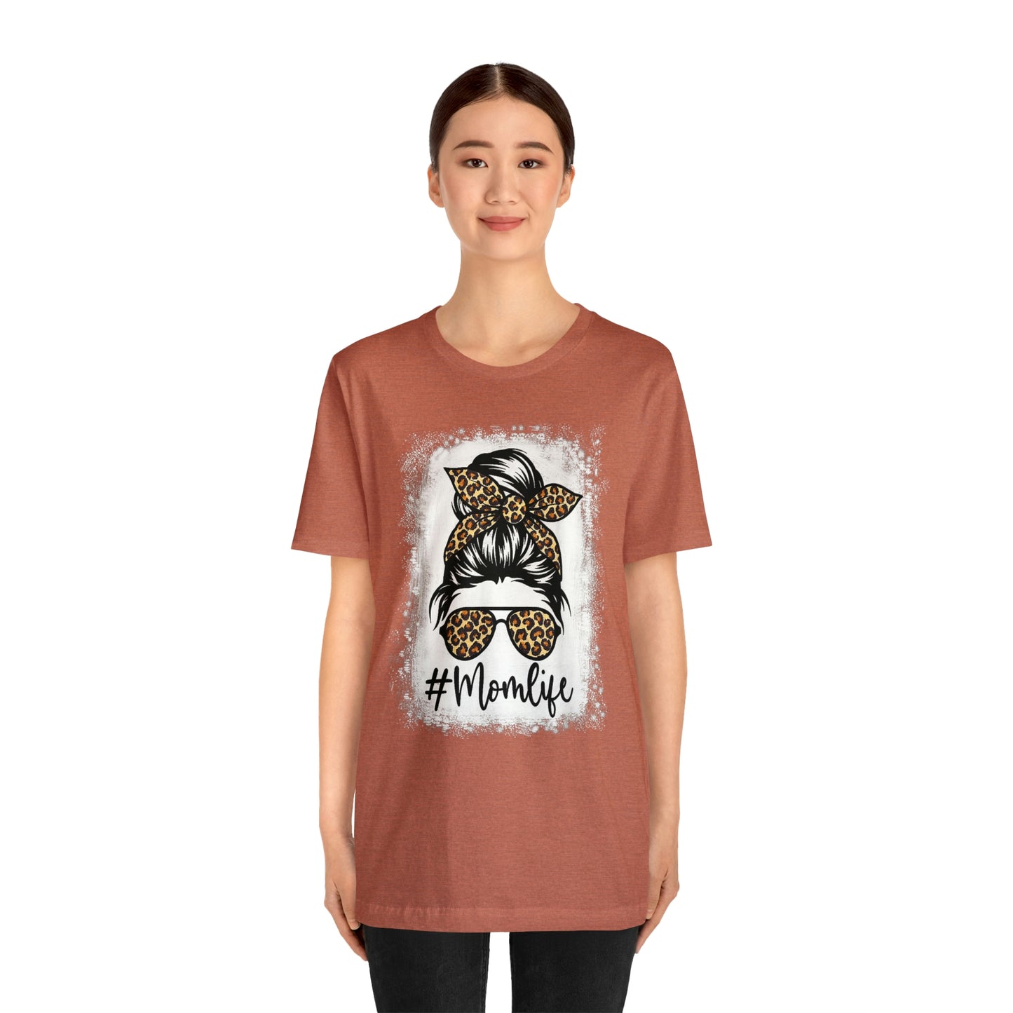 Leopard #MomLife Short Sleeve Tee