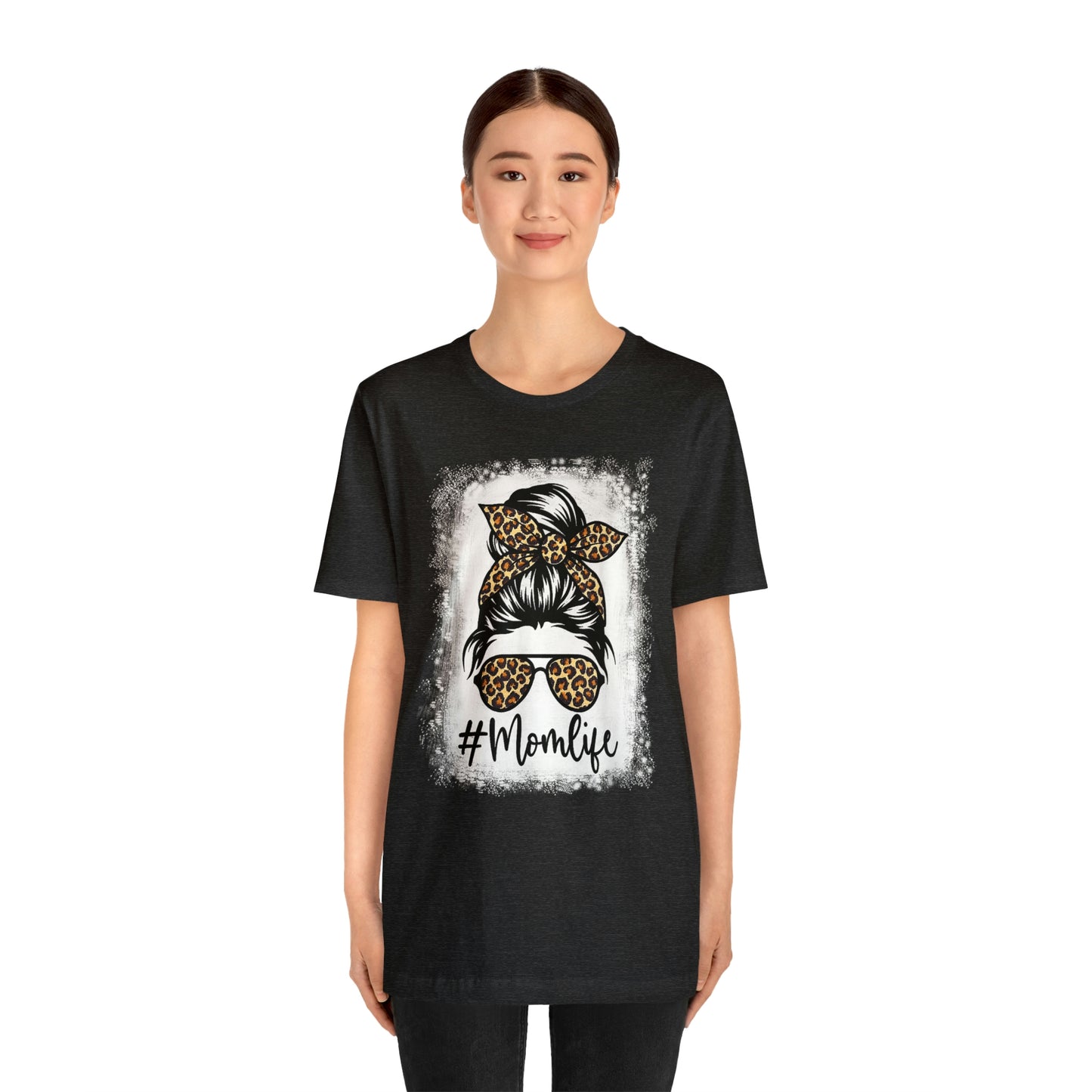 Leopard #MomLife Short Sleeve Tee