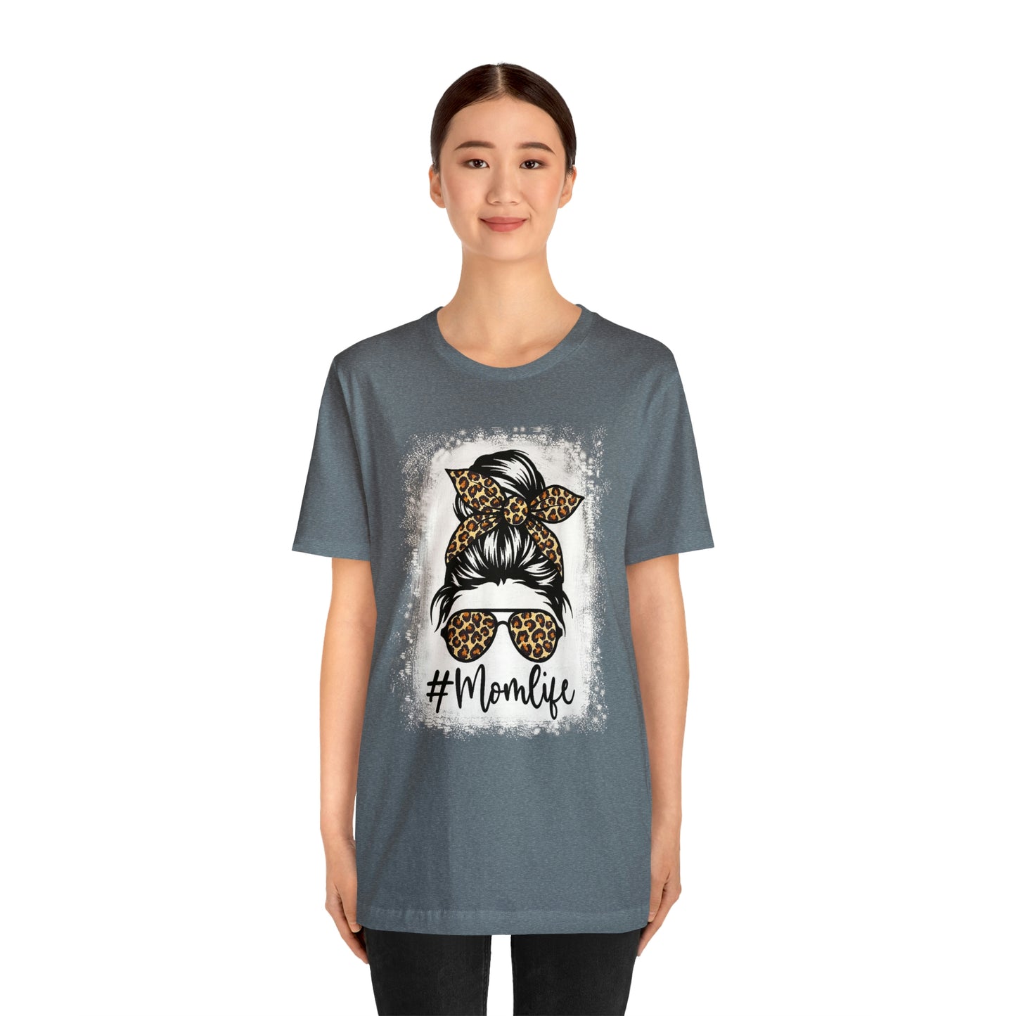 Leopard #MomLife Short Sleeve Tee